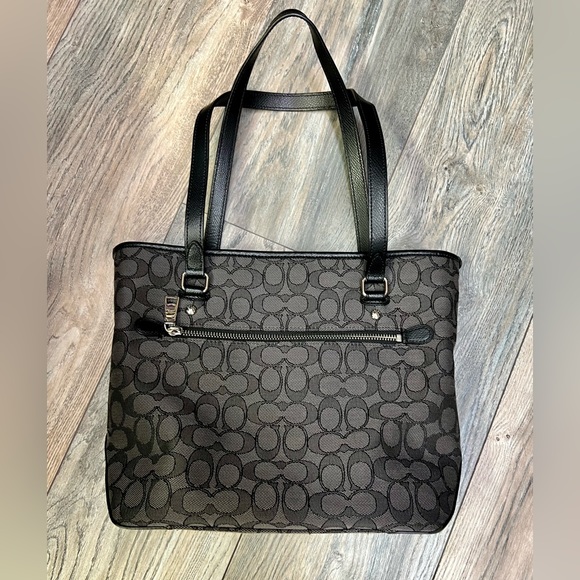 COACH Signature Tote/Bag - Picture 2 of 14